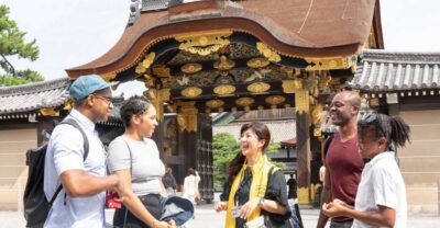 Nijo-jo Castle and Ninomaru Palace Guided Tour