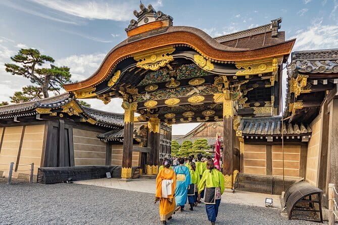 Kyoto: Nijo, Kinkaku-ji, Arashiyama, Kiyomizu & Fushimi Inari - Key highlights to know before you go