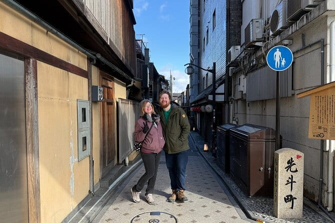 Kyoto Nishiki Market Street Food Tour - Meeting point and where you finish, in real-world terms