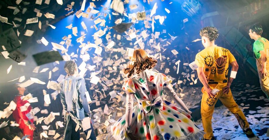 Kyoto: Non-Verbal Theatre Show Tickets at GEAR - GEAR in Kyoto: a non-verbal story inside a 1928 theatre