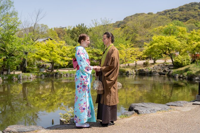 Kyoto Portrait Tour with Kimono - Start at Yasaka Shrine: traditional vibes in your first 20 minutes