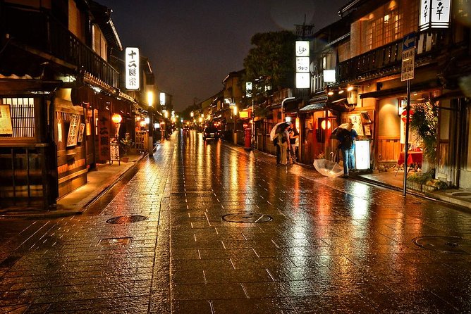 Kyoto Private Day Tour with English-Speaking Driver from Kyoto - Gion walks and the lantern-to-lantern mood