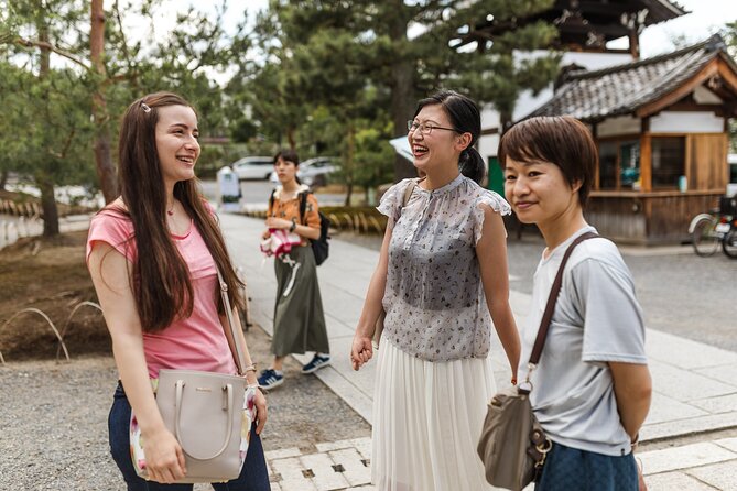 Kyoto Private & Personalized Full-Day Tour with a Local Guide - Key things you’ll notice on this Kyoto walking day