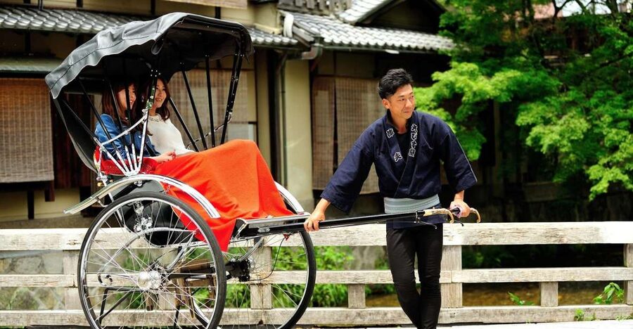 Kyoto: Private Rickshaw Tour of Gion and Higashiyama Area - Photo stops that actually help your pictures