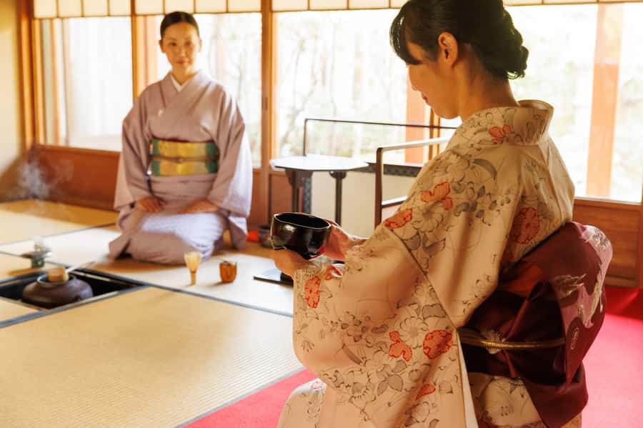 Kyoto: Private Tea Ceremony with a Garden View - Why a tea ceremony by Ryōan-ji feels different
