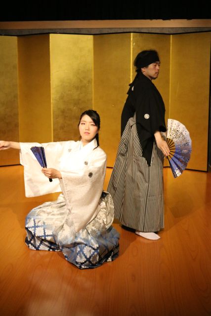 Kyoto: Samurai Kenbu Traditional Sword Dancing Show - The Performance Core: Kenbu Movements With Samurai Context