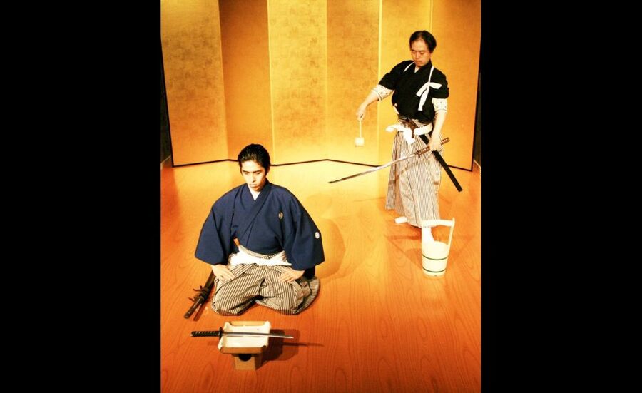 Kyoto: Samurai Kenbu Traditional Sword Dancing Show - Fan Techniques: A Samurai Tool You Might Not Expect