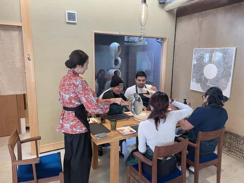 Kyoto: Small-Group Authentic Sushi Making Workshop - Quick logistics: finding the place and making the day work