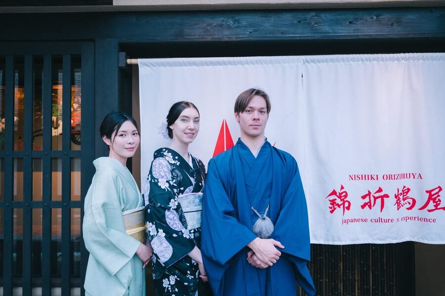 Kyoto: Tea Ceremony with Kimono and Photoshoot - Your Kimono Photos: What You Get, and How to Make Them Look Great