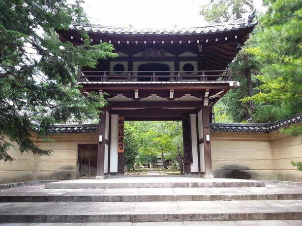 KYOTO Tea Ceremony with kimono near by Imamiya Jinjya Shrine - Getting Dressed in Kimono Without the Stress