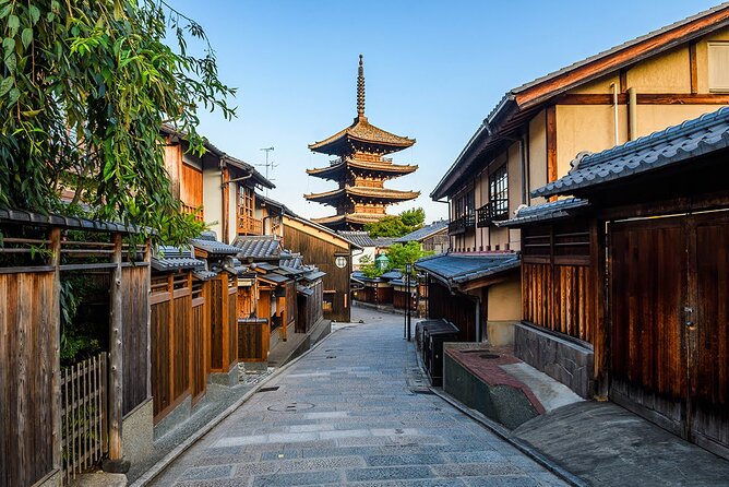 Kyoto tour with English Speaking Chauffeur - Private Kyoto with an English chauffeur, what you’re really buying