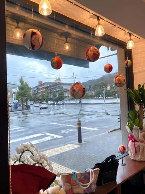 Kyoto: Traditional Kimono Fabric Handicrafts Workshop - Tea, Japanese sweets, and the cultural context you actually want