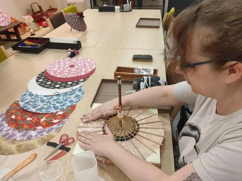 Kyoto: Traditional Mini Umbrella Making Workshop - What the 90-minute class feels like inside