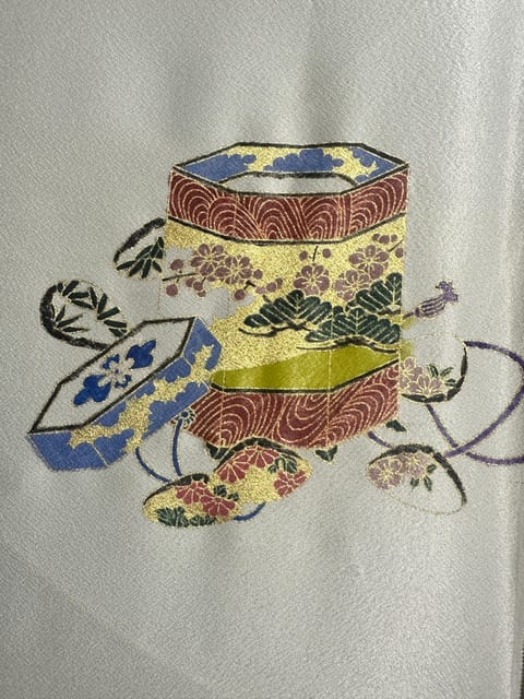 Kyoto: Traditional Yuzen Dyeing Experience - Price and value: is $161 worth it for a Kyoto artisan class?