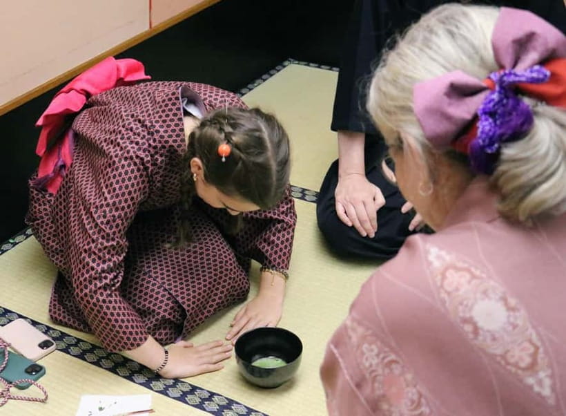 Learn Zen in a class of making Matcha tea near Osaka Castle - Key Things I’d Mark on Your Osaka Castle Day