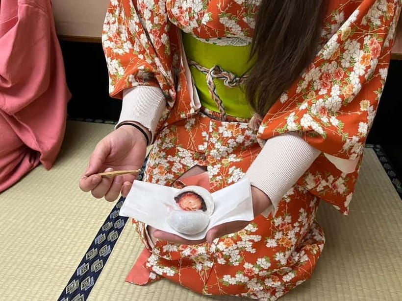 Learn Zen in a class of making Matcha tea near Osaka Castle - What to bring, what not to do, and practical etiquette expectations
