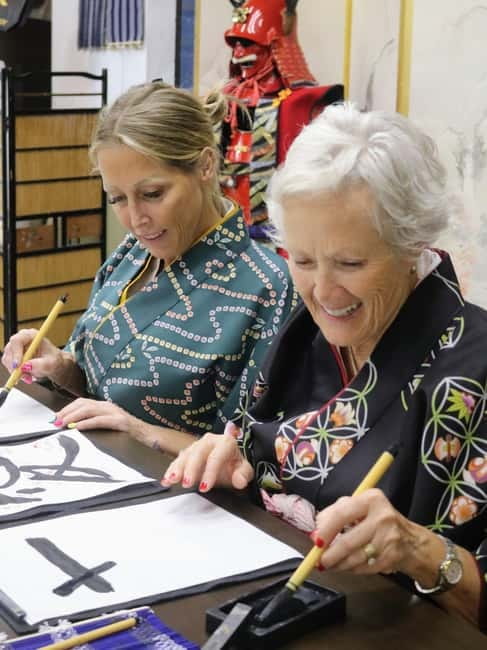 Learning Shodo with a kimono and Trying Samurai Calligraphy - FAQ