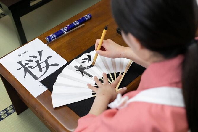 Learning Zen of Japanese Calligraphy in kimono near Osaka Castle - Your Final Draft, Then a Kimono Photo Shoot