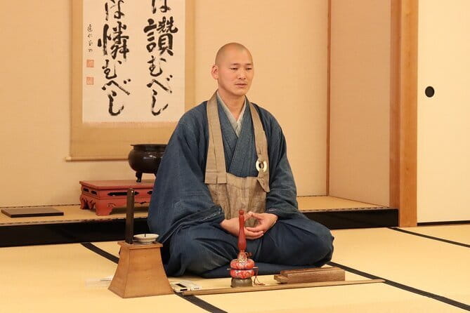 Let's make Japanese accessories with Mizuhiki - Step by step: poch i bag setup, abalone knot practice, then your design