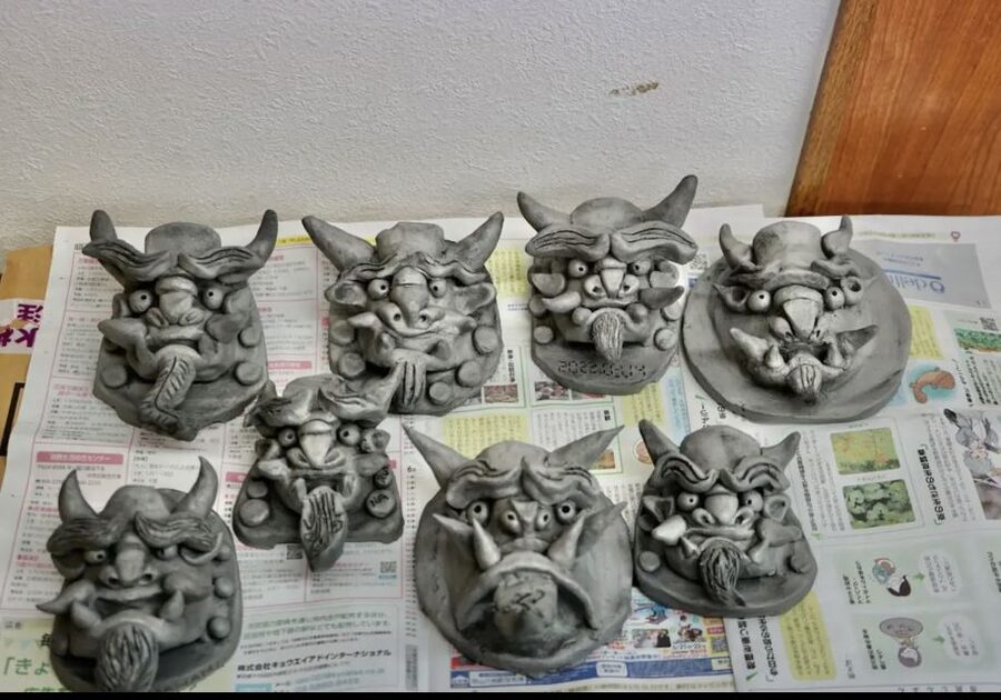 Let's make only one original onigawara in the world!! - Should you book this Onigawara workshop?