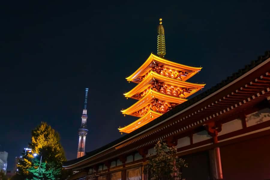 LGBTQ+ Tokyo Then and Now - Shinjuku walk: reading the city through Japanese social rules