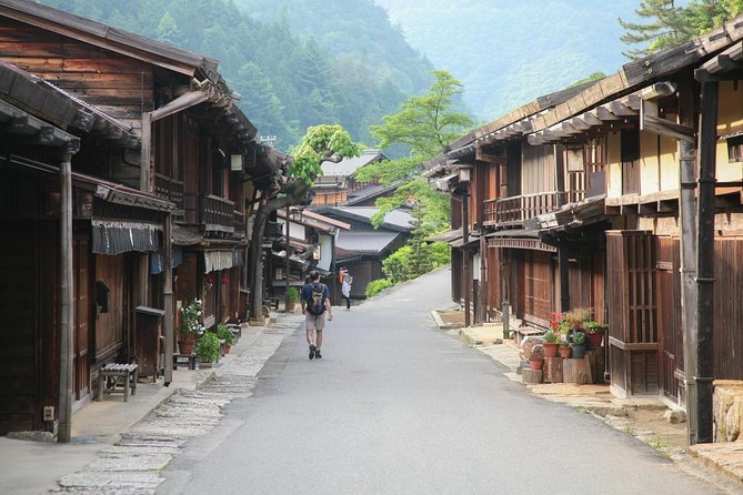 Magome & Tsumago Nakasendo Full-Day Private Trip with Government-Licensed Guide - Tsumagojuku: unpaved streets, old inns, and a calm that feels like the past