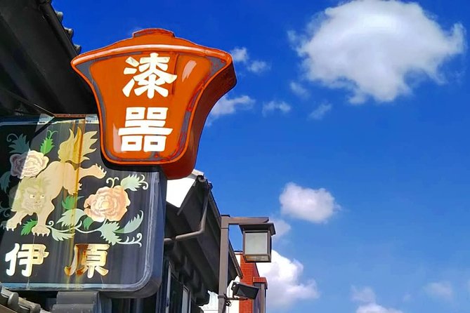 Matsumoto Discovery - Half Day Walking Tour - Guides on this tour, examples of how the style can differ