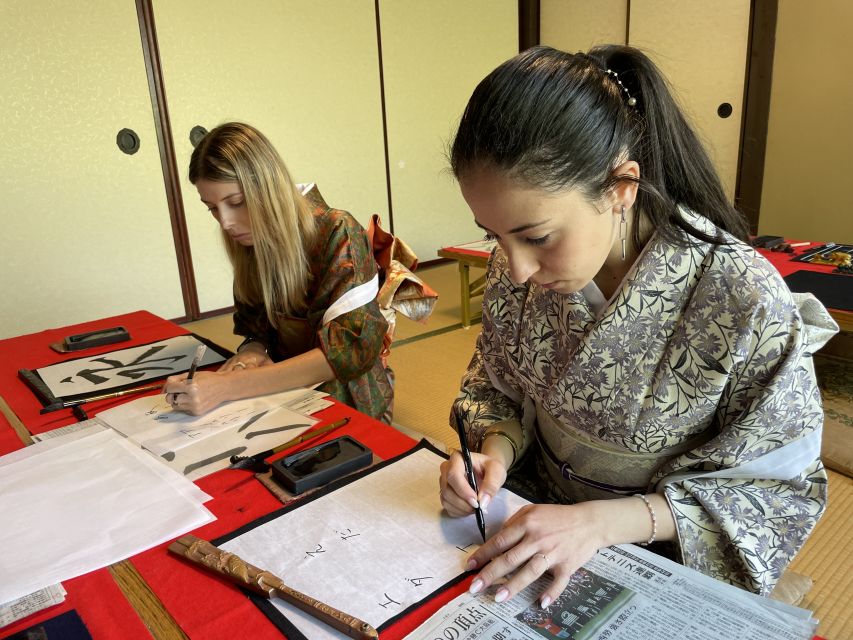Miyajima: Cultural Experience in Zen Temple - Picking Your Kimono and Getting Dressed Right