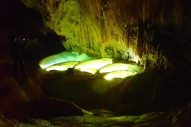 [Miyako Island / Half Day] Pumpkin Limestone Cave & Sea Kayaking - Canoeing into the cave area: safety first, then moving on