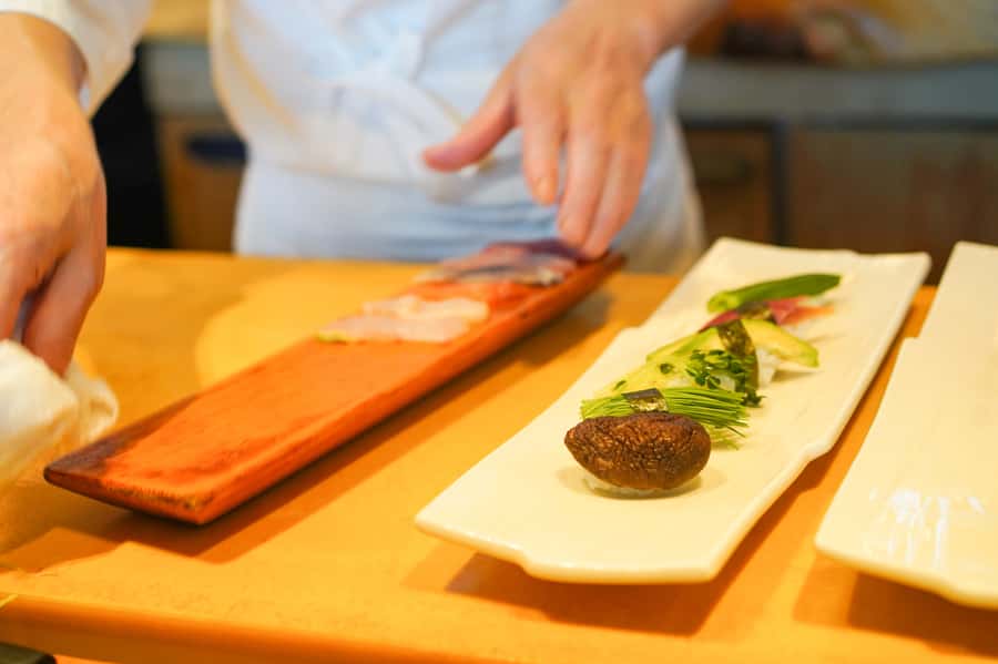 Modern Vegan Night Foodie Tour in Tokyo - Drinks included, and how to plan your pace in Shibuya heat