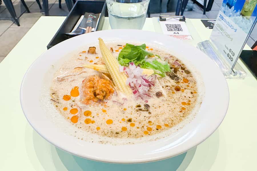 Modern Vegan Night Foodie Tour in Tokyo - Shibuya 109 stop: quick shopping energy before you eat