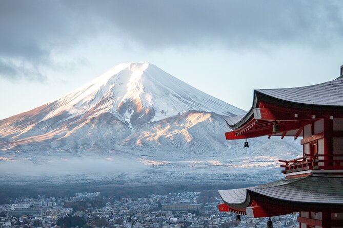 Mount Fuji, Hakone & Lakekawaguchiko Private Group Tour by Car. - Oshino Hakkai: Old Structures, Easy Wandering, Real Atmosphere