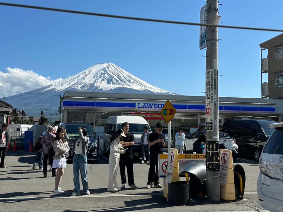 Mount Fuji One Day Private Tour With English Speaking Driver - The 5th Station option: a spiritual-feeling Fuji choice