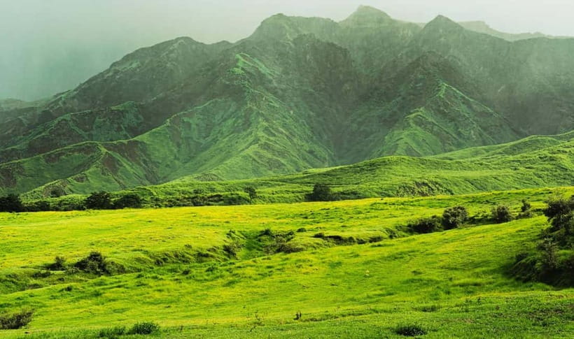 Mt. Aso & Takachiho Gorge Tour with Optional Boat Ride - Stop 2 at Kusasenri grasslands: slow air after the volcano