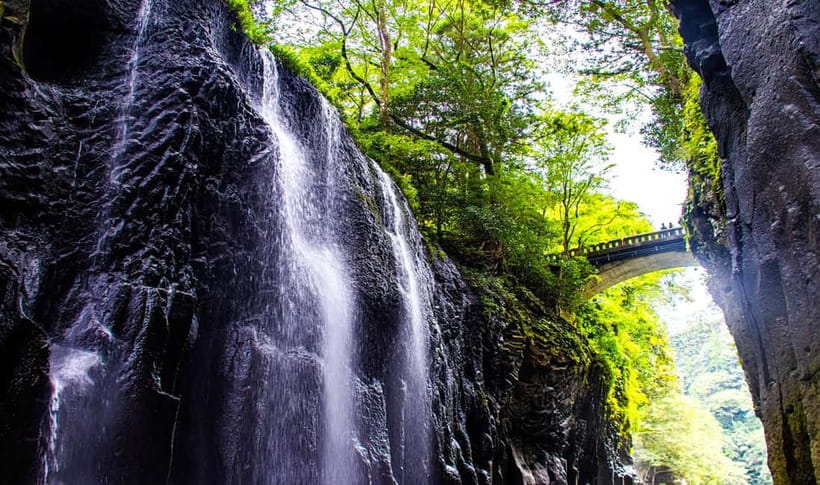 Mt. Aso & Takachiho Gorge Tour with Optional Boat Ride - The bus ride reality: what it means for your day plan
