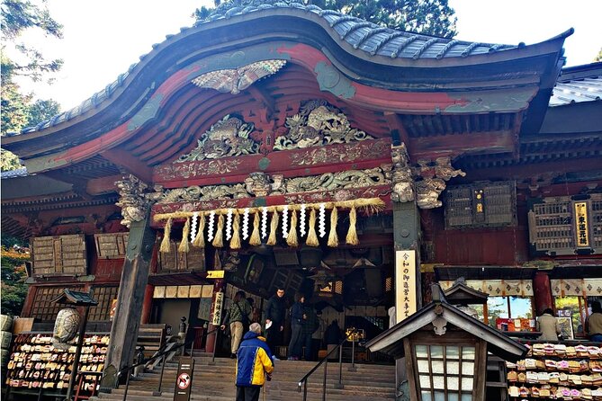 "Mt. Fuji 1-Day Private Tour with English Speaking Driver-Guide" - Chureito Pagoda photos and the Arakura Sengen shrine area fee to note
