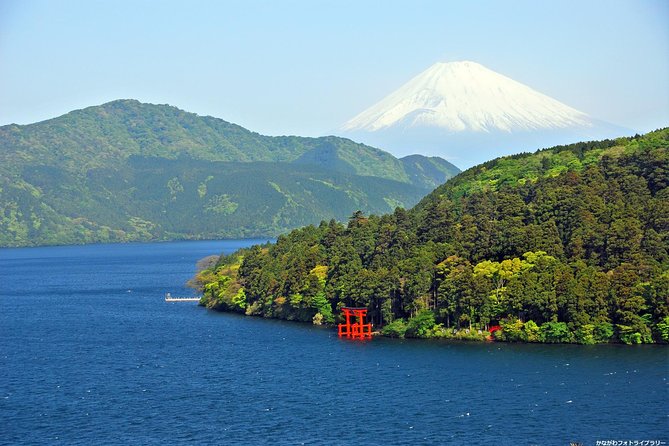 Mt. Fuji and Hakone Day Trip From Tokyo with Bullet Train Option - Owakudani sulfur fumes, then Hakone Ropeway to the lake area
