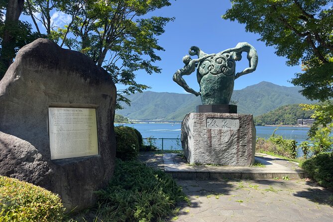 Mt. Fuji, Cherry Blossom & Shiba Sakura Pvt. Day Tour - Lake Kawaguchiko and the ropeway: the view, the ride, the timing