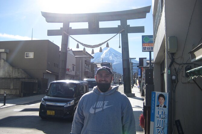 Mt. Fuji Five Lakes Tour with Guide & Vehicle (Kawaguchiko Dep) - Mt. Fuji Subaru Line 5th Station: altitude without the full climb
