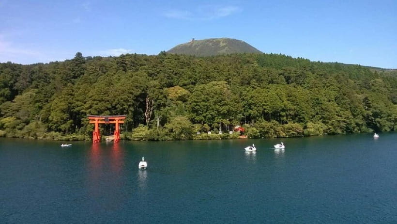 Mt.Fuji Hakone Day Tour With Lake Ashi Cruise, FREE Ropeway - Lake Ashi on the pirate ship: iconic views, optional extra cost