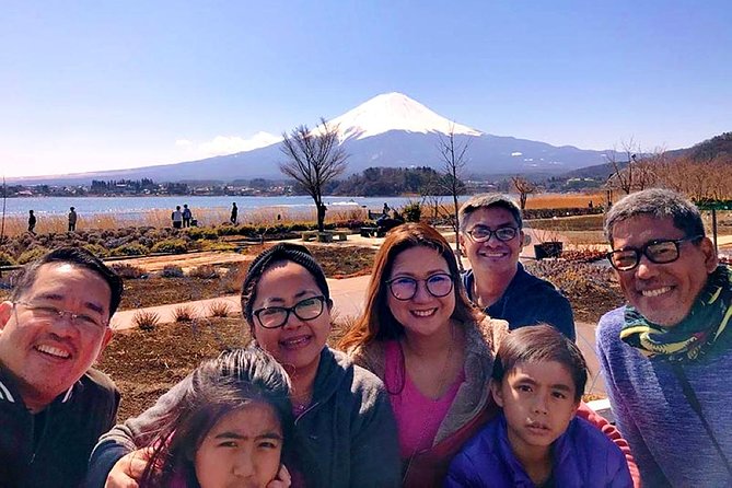Mt. Fuji & Hakone Private Day Tour with English-Speaking Driver - Lake Yamanaka: A Quick Reset Between Big Sights