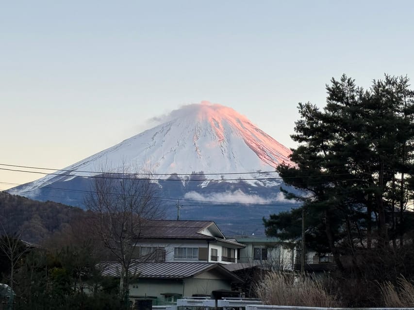 MT.Fuji: Mount Fuji Private day Tour With Guide - Fugaku Wind Cave: cool air and volcanic shapes