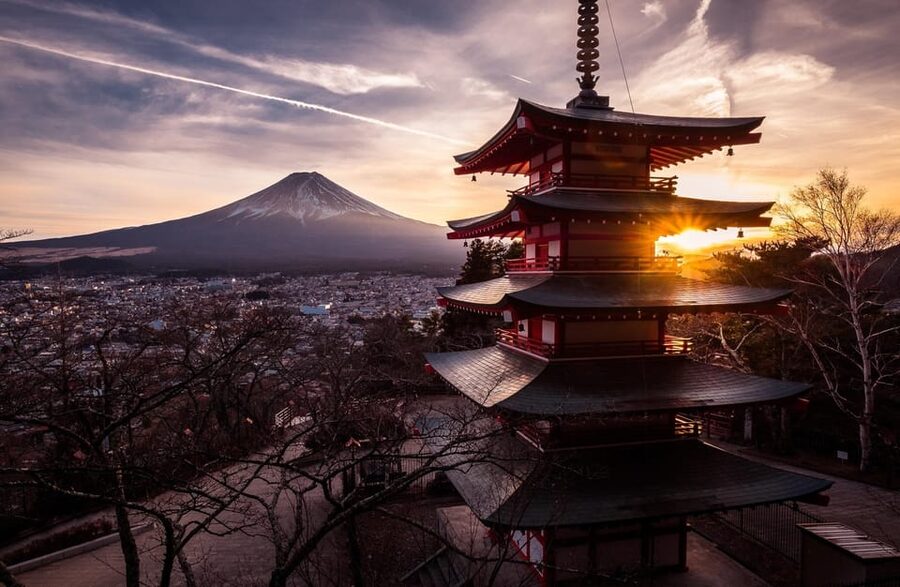 MT.Fuji: Mount Fuji Private day Tour With Guide - Fuji Subaru Line 5th Station: the closest road-access feeling