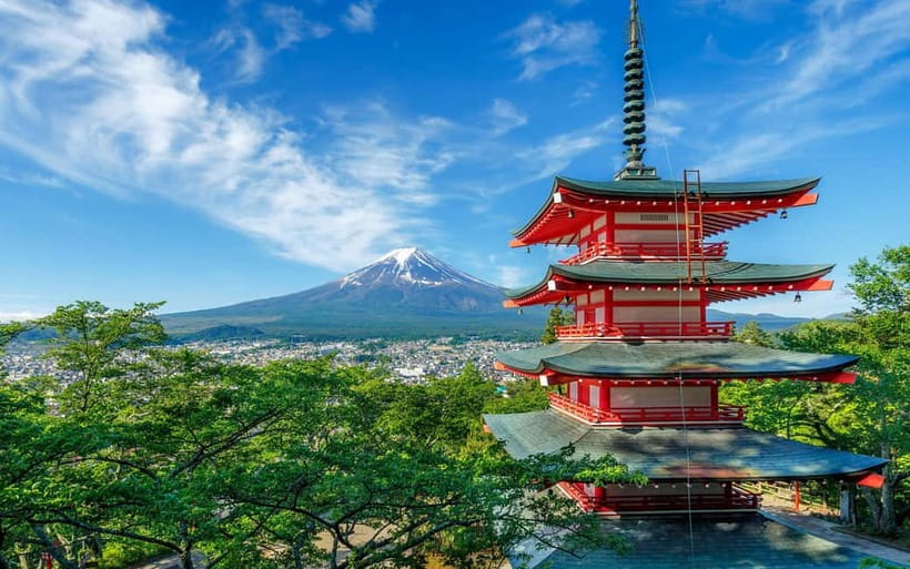 Mt Fuji Top 5 Spots Day Tour: Arakurayama Park,Oshino Hakkai - Oishi Park and Seasonal Color: Lavender, Kochia, and Momiji Corridor Swaps