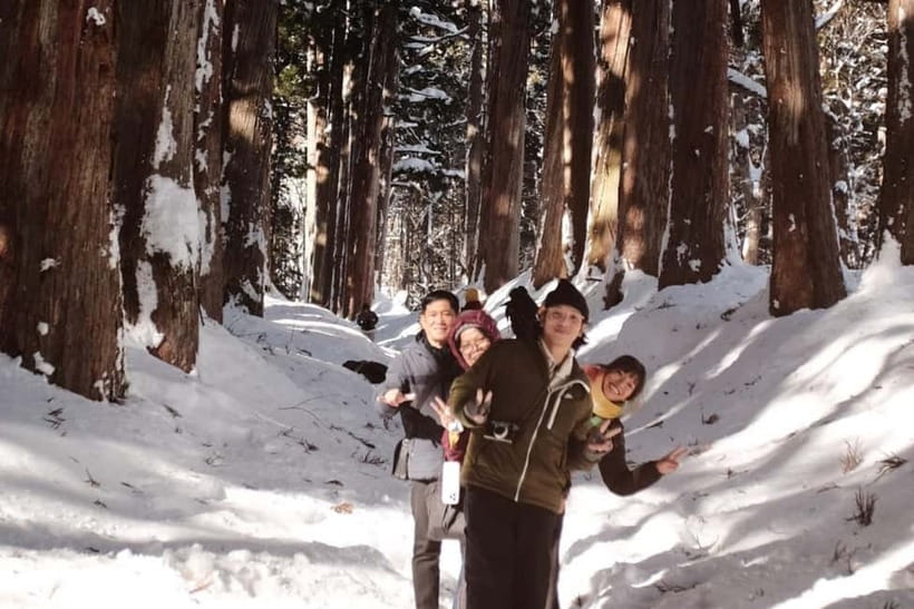Nagano: Snow Monkeys & Togakushi Shrine Two-Spot in-One Day - The private guide factor: storytelling, pacing, and better photos