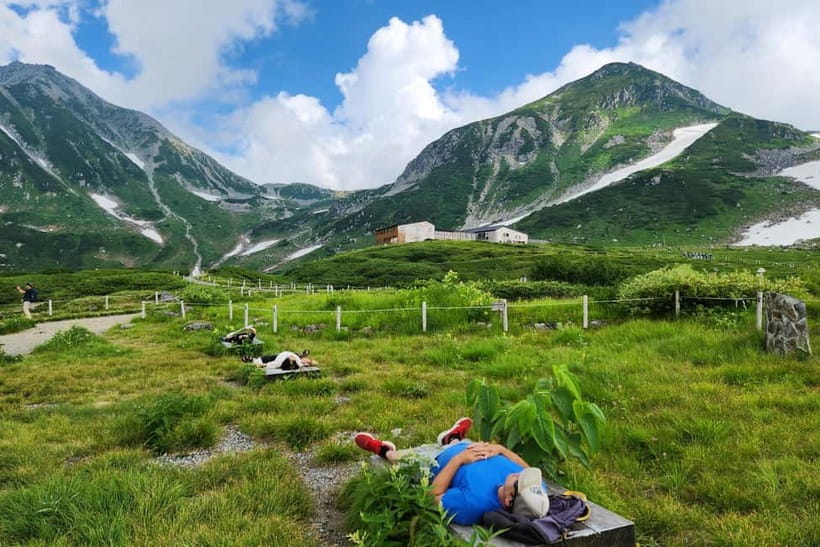 Nagano: World’s Edge Tateyama Kurobe Alpine Route Tour - The private part: getting the timing right