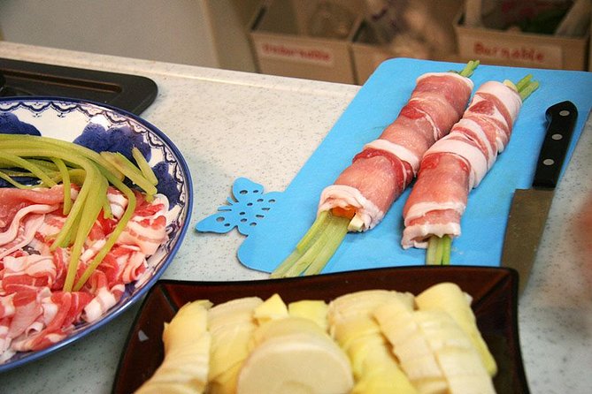 Nagoya Super Market Tour & Home Cooking Class with a Local, Akiko - Lunch at Home: Eating Nagoya Food You Helped Create
