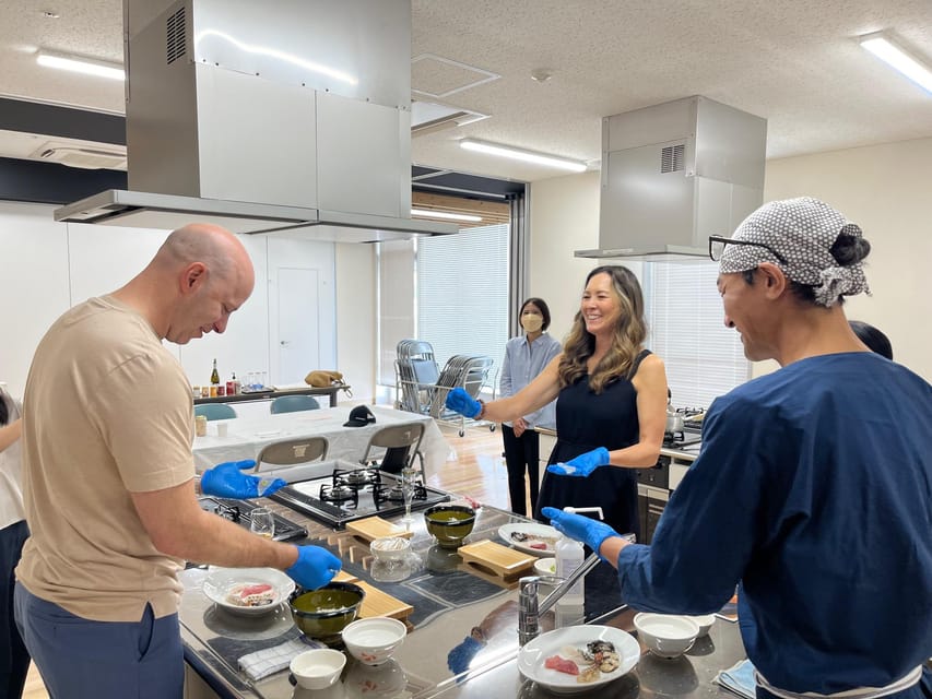 Naha Makishi Public Market : Sushi making experience - Makishi Market tour, then sushi making, not the usual tourist demo
