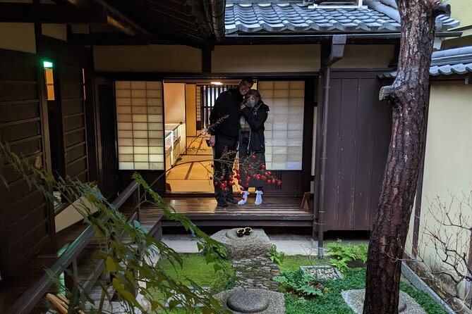 Nara - Craft Beer, Sake & Food Walking Tour - Nakatanidou mochi pounding: fresh and dramatic when timing works