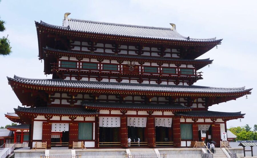 Nara: Private City Tour With A Local Guide - Price and What You Get for $176 Per Person